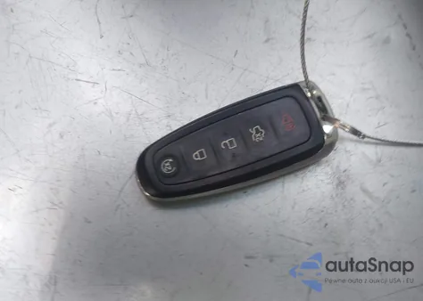 2016 Ford Escape Titanium из США, поврежденный, VIN 1FMCU0JX8GUC35533